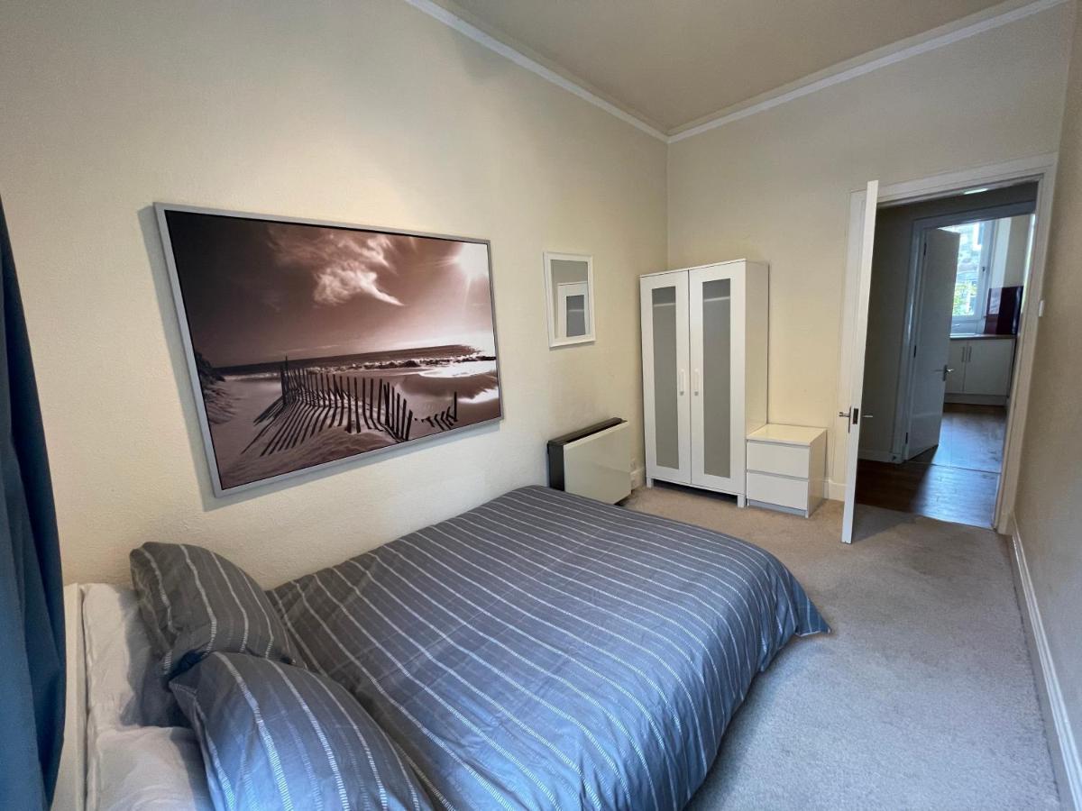 Beautiful 2 Bedroom Apartment- Prime Location, Aberdeen Centre 外观 照片